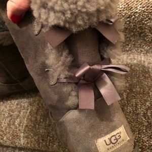 Ugg boots grey with double bow